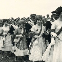 1964