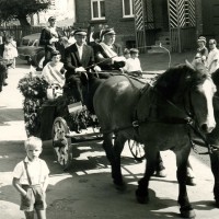 1963