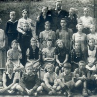 1944