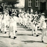 1963
