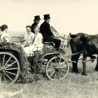 1957